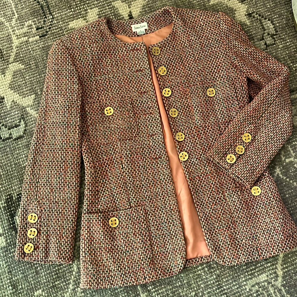 Neiman Marcus Vintage pink Silk Blazer Jacket size 6 Goldtone buttons
